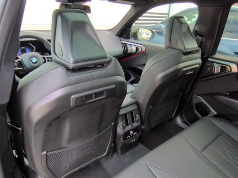 Used 2026 BMW X3 xDrive30i w/ M Sport Package AWD/4WD image 19