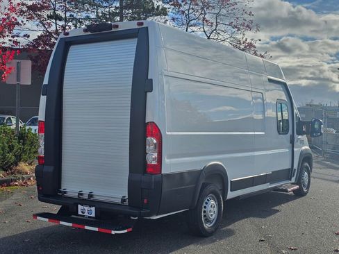 New 2024 RAM ProMaster 3500 w/ Delivery Van Package image 8
