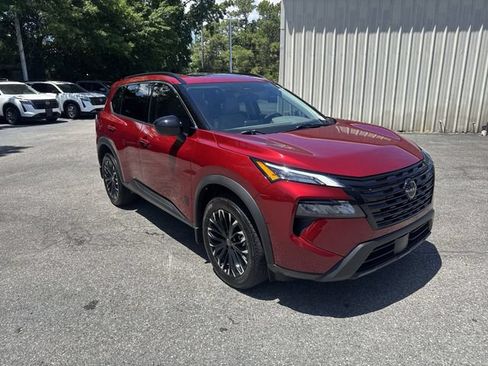 Used 2026 Nissan Rogue Dark Armor FWD image 3