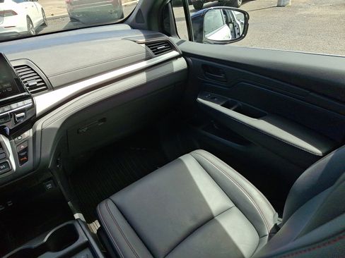 Used 2025 Honda Odyssey Sport-L image 12