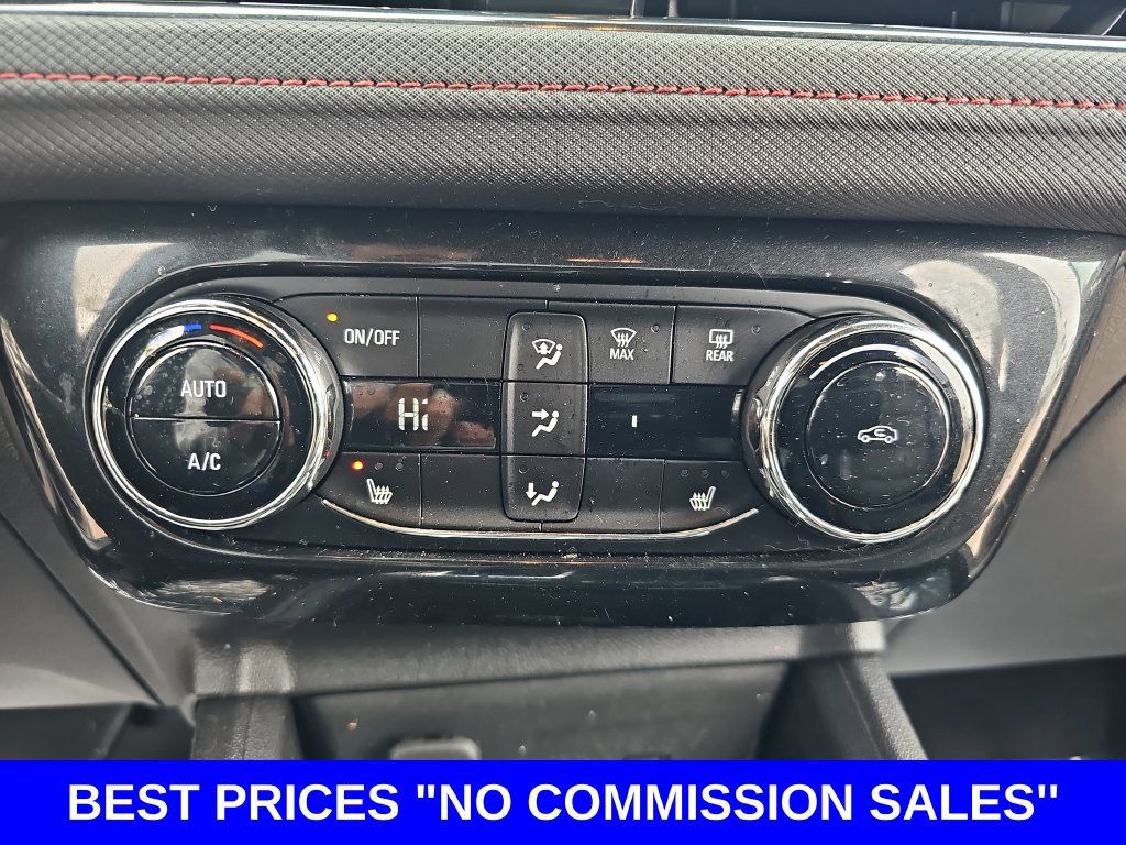 Used 2024 Chevrolet TrailBlazer RS w/ Convenience Package AWD/4WD image 21