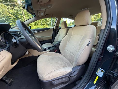 Used 2011 Hyundai Sonata GLS FWD image 18