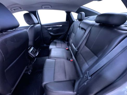 Used 2016 Chevrolet Impala LT image 34