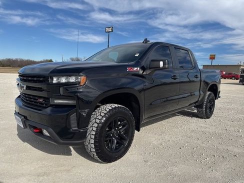 Used 2019 Chevrolet Silverado 1500 LT Trail Boss image 1