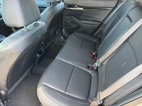 Used 2023 Kia Seltos SX w/ SX Sunroof Package image 9