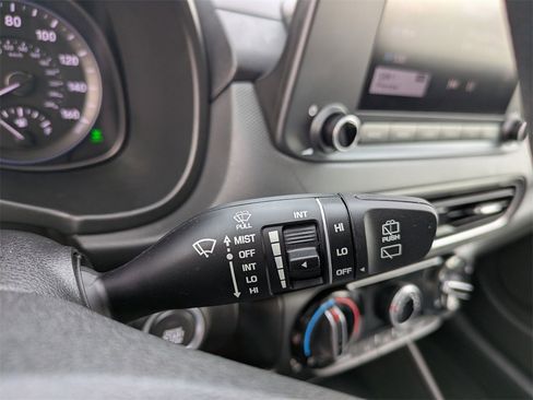 Certified 2023 Hyundai Kona SEL image 20