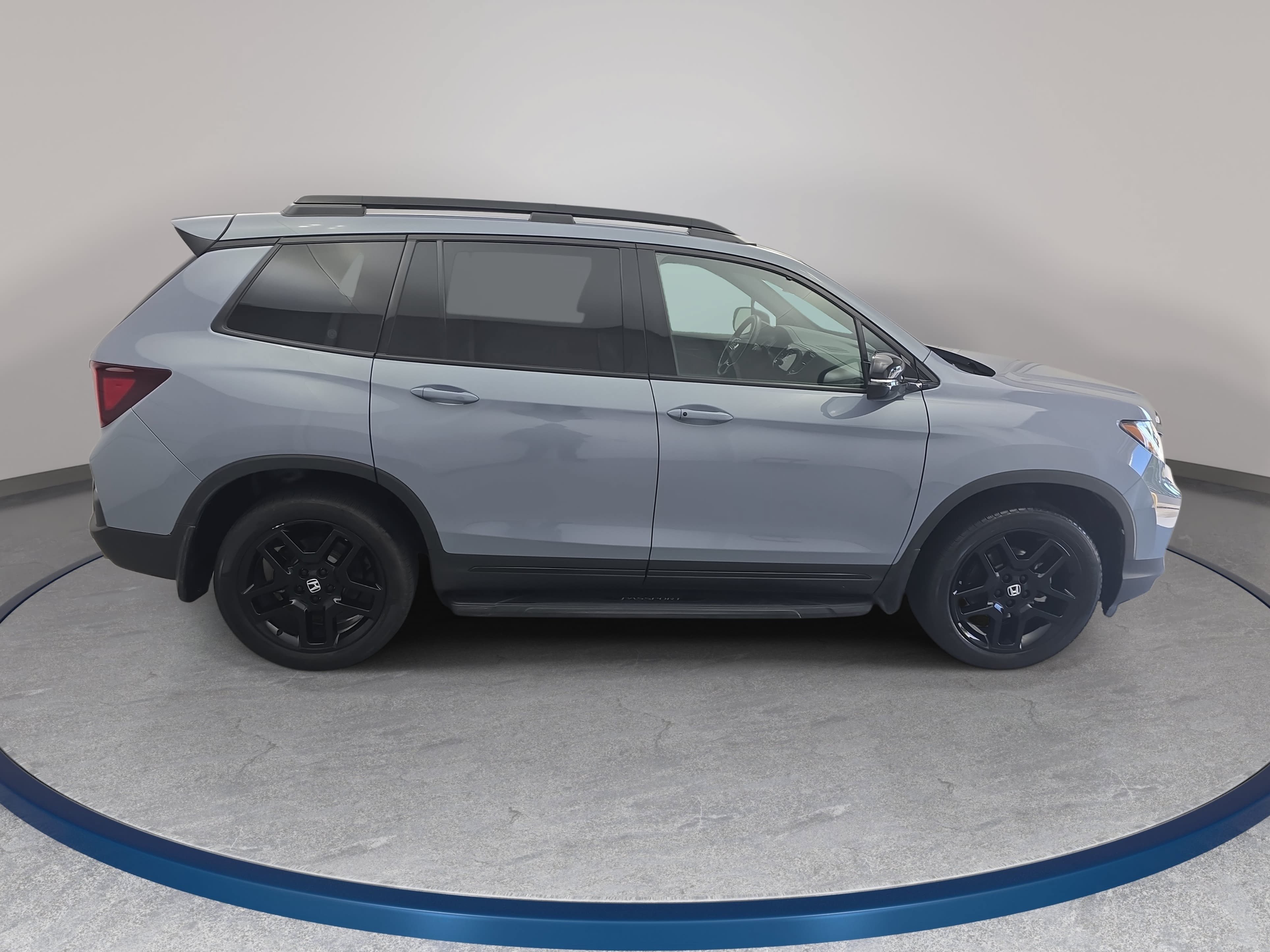 Used 2024 Honda Passport Black Edition image 4