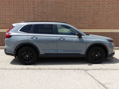 Used 2025 Honda CR-V Sport image 10