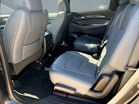 Used 2022 Buick Enclave Essence w/ Experience Buick Package image 12