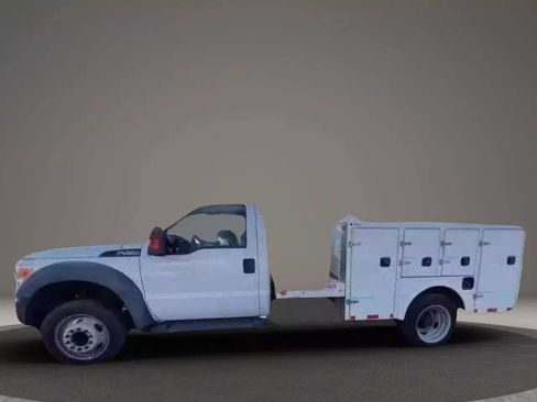 Used 2012 Ford F550 2WD Regular Cab Super Duty w/ PWR Equipment Group image 2