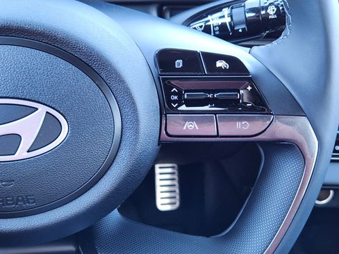 New 2025 Hyundai Elantra Sport image 21