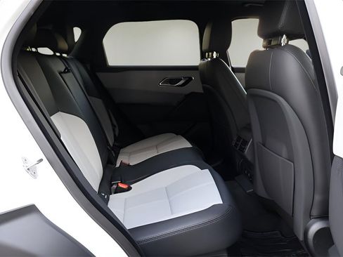 Used 2026 Land Rover Range Rover Velar S image 17