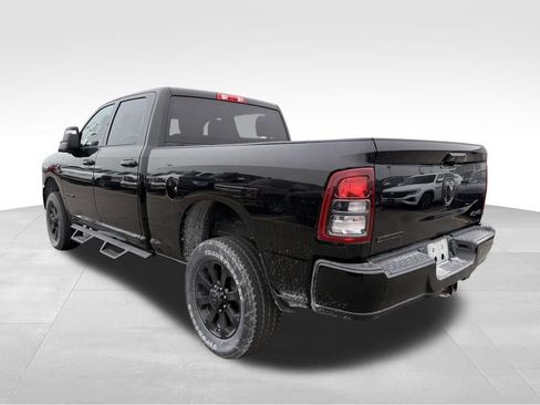 Used 2023 RAM 2500 Big Horn w/ Night Edition AWD/4WD image 5