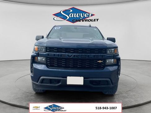 Used 2020 Chevrolet Silverado 1500 Custom w/ Custom Value Package AWD/4WD image 8