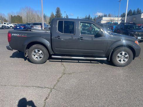 Used 2010 Nissan Frontier PRO-4X w/ Pro-4x Value Truck Pkg image 3