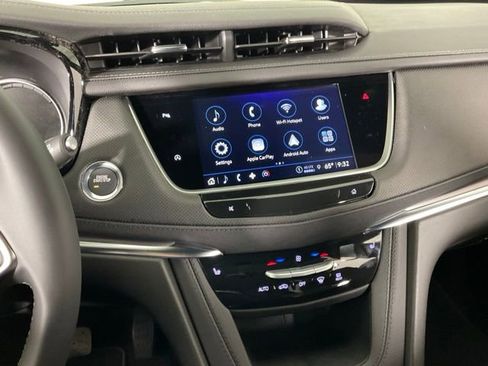 New 2026 Cadillac XT5 Luxury FWD image 17