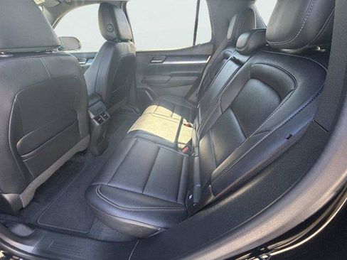New 2026 GMC Terrain Elevation w/ Elevation Premium Package AWD/4WD image 13