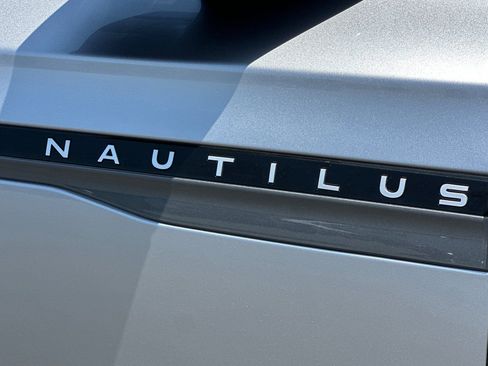 New 2026 Lincoln Nautilus Reserve w/ Jet Appearance Package AWD/4WD image 26