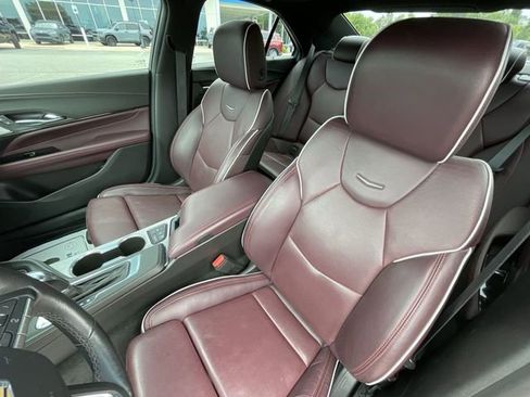 Used 2023 Cadillac CT4 Sport RWD image 12