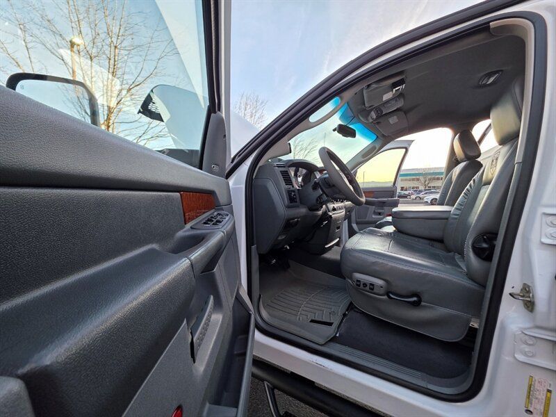 Used 2007 Dodge Ram 2500 Truck Laramie AWD/4WD image 41