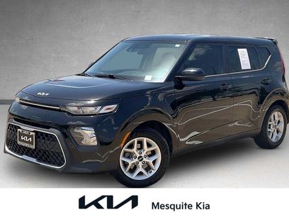 Used 2022 Kia Soul LX w/ Technology Package
