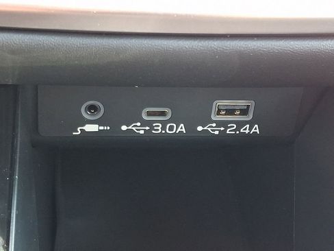 Certified 2025 Subaru Outback Premium image 25