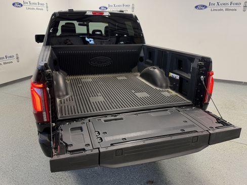 Used 2025 Ford F150 Lariat w/ Equipment Group 502A High AWD/4WD image 28