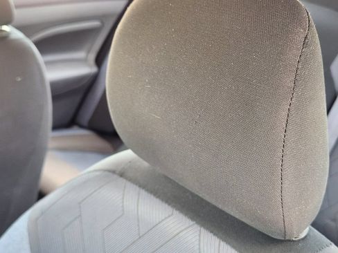 Used 2025 Nissan Versa SV FWD image 15