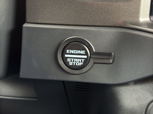 Used 2025 Ford Bronco Big Bend AWD/4WD image 25
