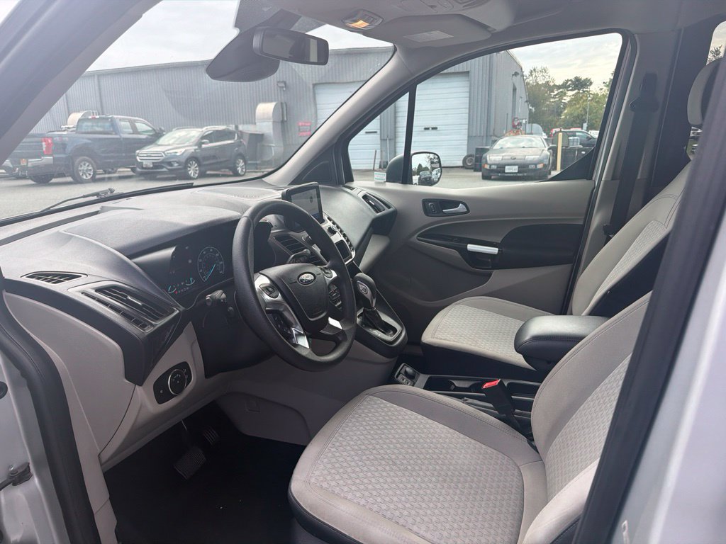 Used 2022 Ford Transit Connect XLT FWD image 13