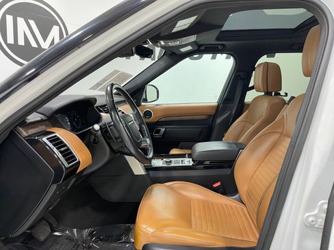 Used 2018 Land Rover Discovery HSE Luxury AWD/4WD image 13