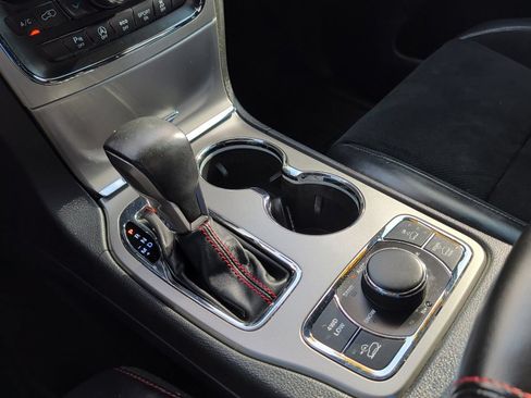 Used 2017 Jeep Grand Cherokee Trailhawk AWD/4WD image 19