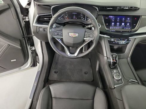 Used 2020 Cadillac XT6 Sport AWD/4WD image 17