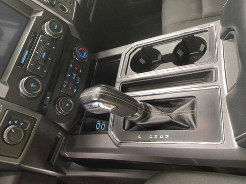 Used 2018 Ford F150 XLT w/ Equipment Group 302A Luxury AWD/4WD image 26