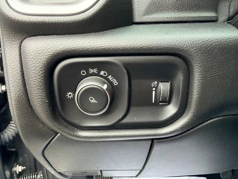 Used 2022 RAM 2500 Big Horn AWD/4WD image 14