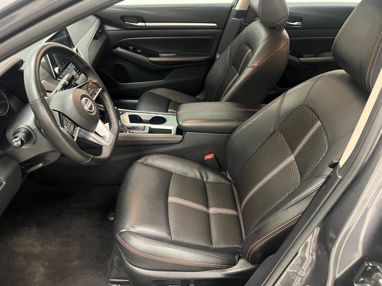 Used 2025 Nissan Altima 2.5 SR FWD image 26