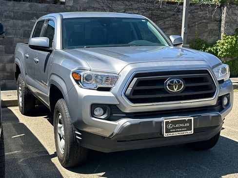 Used 2020 Toyota Tacoma SR5 RWD image 3