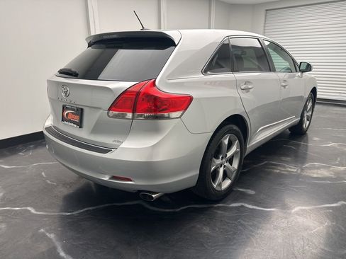Used 2009 Toyota Venza AWD image 3
