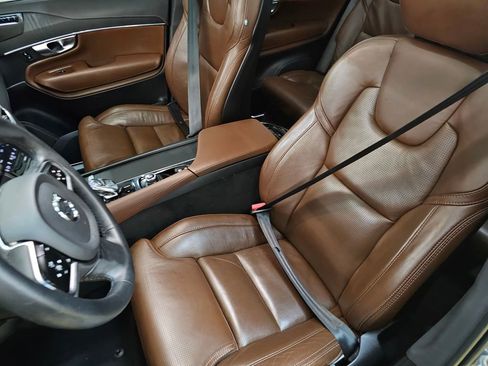 Used 2023 Volvo XC90 B6 Ultimate w/ Protection Package Premier image 23