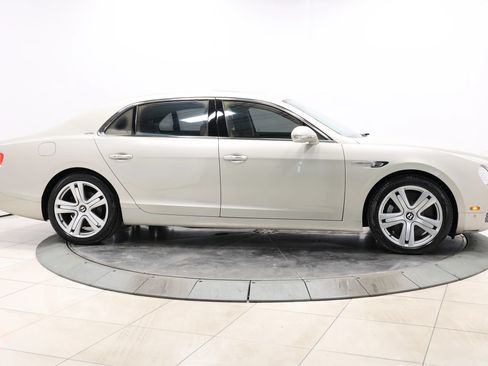 Used 2014 Bentley Flying Spur W12 AWD/4WD image 64