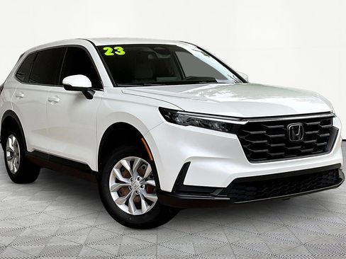 Used 2023 Honda CR-V LX image 3