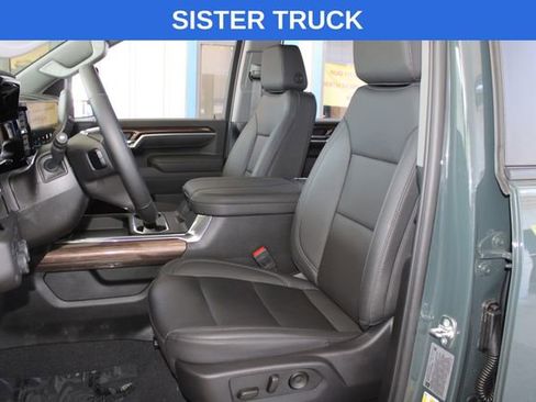 Used 2025 Chevrolet Silverado 2500 LT w/ Trail Boss Package AWD/4WD image 21