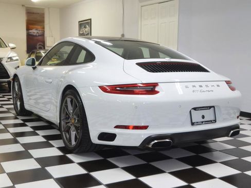 Used 2017 Porsche 911 Carrera image 7