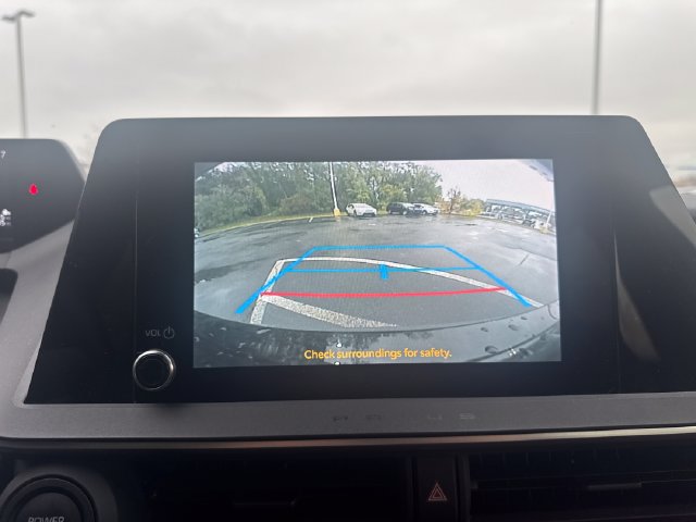 Used 2023 Toyota Prius Prime FWD image 22