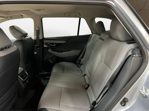 Used 2023 Subaru Outback Limited image 15