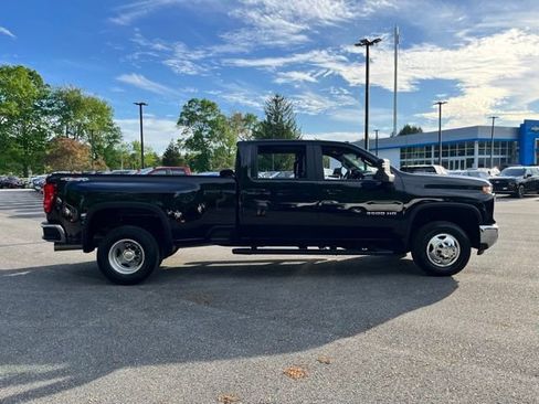 Used 2024 Chevrolet Silverado 3500 LT w/ All Star Edition AWD/4WD image 6