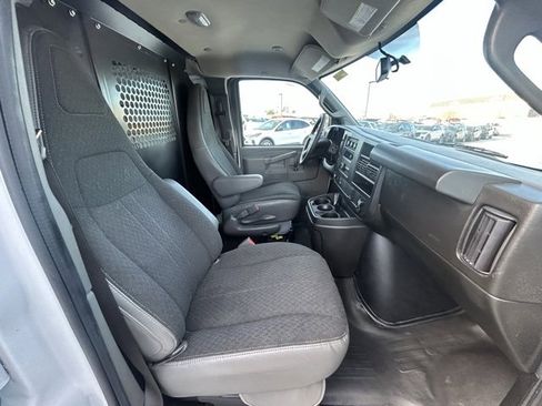 Used 2024 Chevrolet Express 2500 w/ Driver Convenience Package image 14