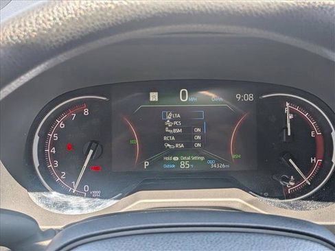 Used 2025 Toyota RAV4 XLE FWD image 14