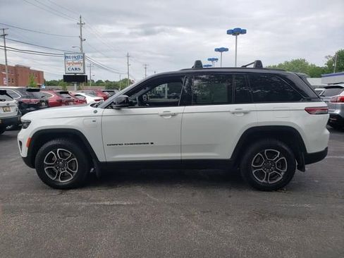 Used 2022 Jeep Grand Cherokee Trailhawk AWD/4WD image 8