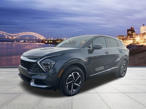 New 2025 Kia Sportage LX image 1